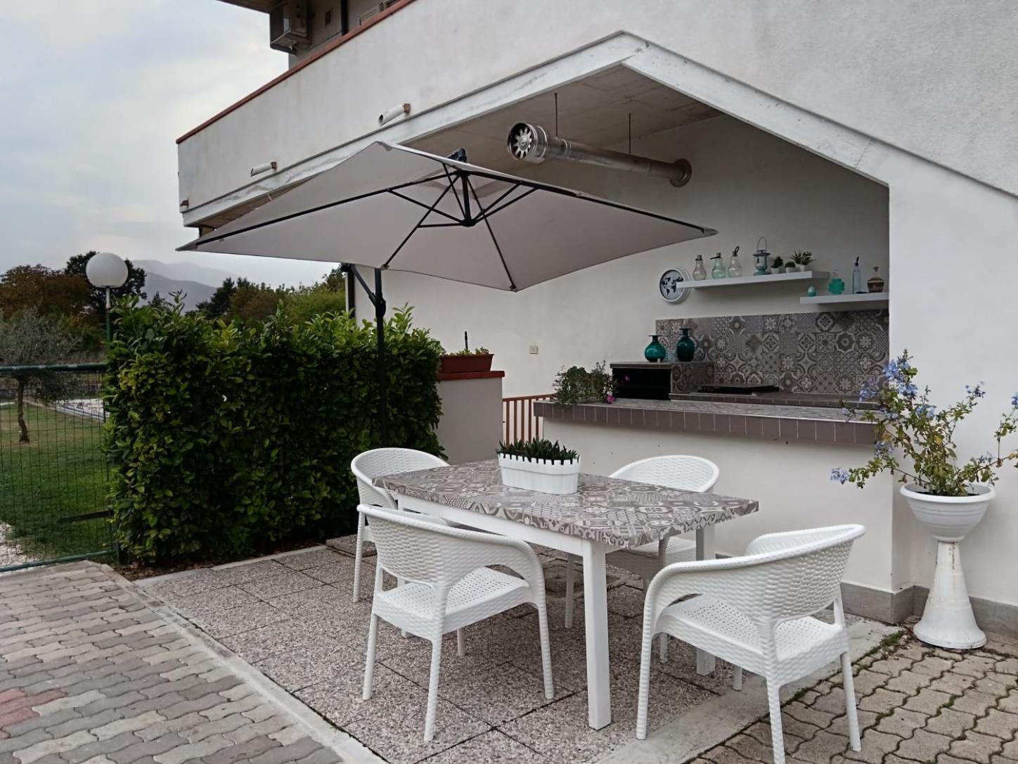 Villa Parco Delle Rose Sulmona Exterior foto